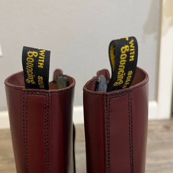 Dr Doc Martens Womens Size 5 Oxblood Red Leather Calf 20 Eyelet Boots - Picture 10 of 12